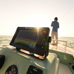 Raymarine Element 12 HV. Sonar, GPS, WiFi